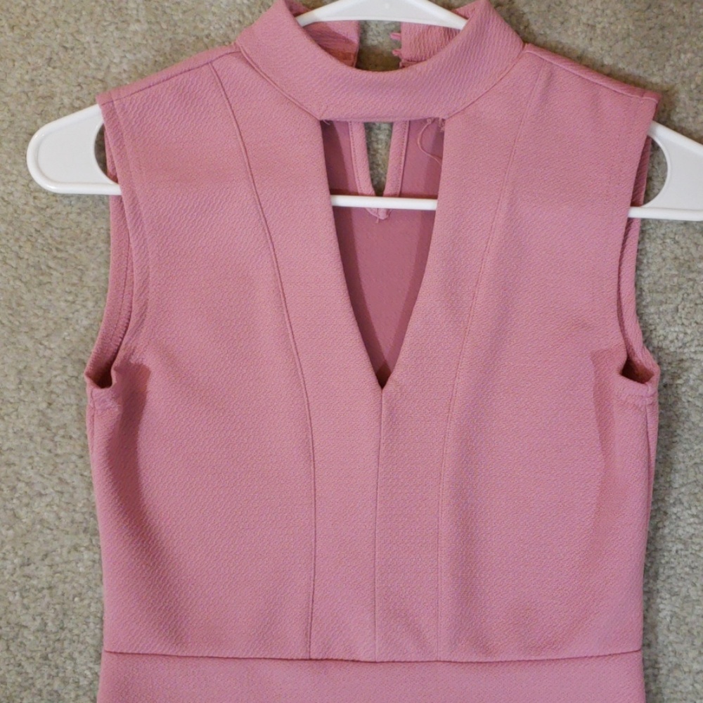 Dress - Picture 2 of 2